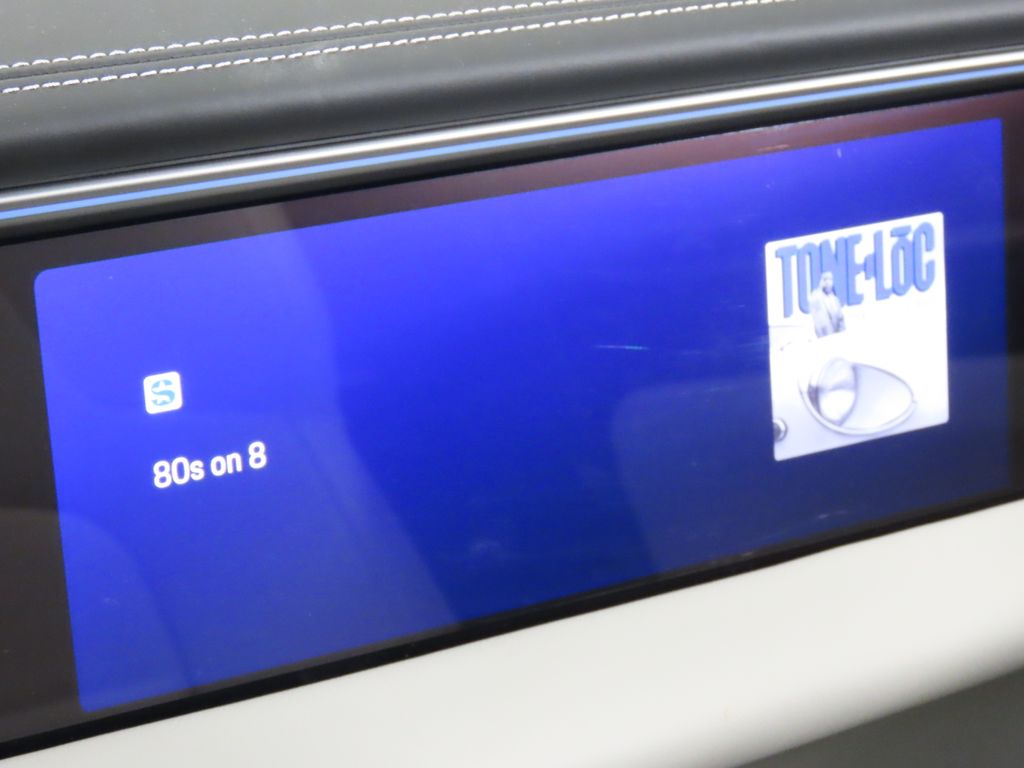 Thumbnail: 2024 Porsche Macan - 29