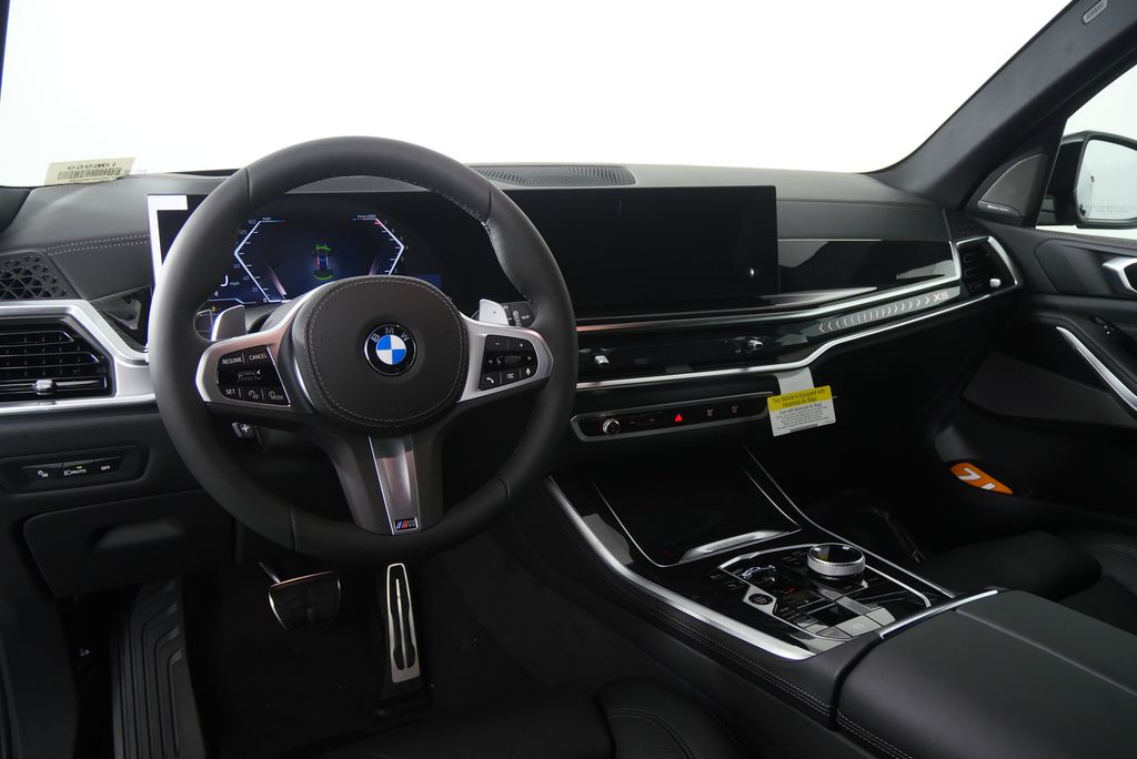 Thumbnail: 2026 BMW X5 - 18