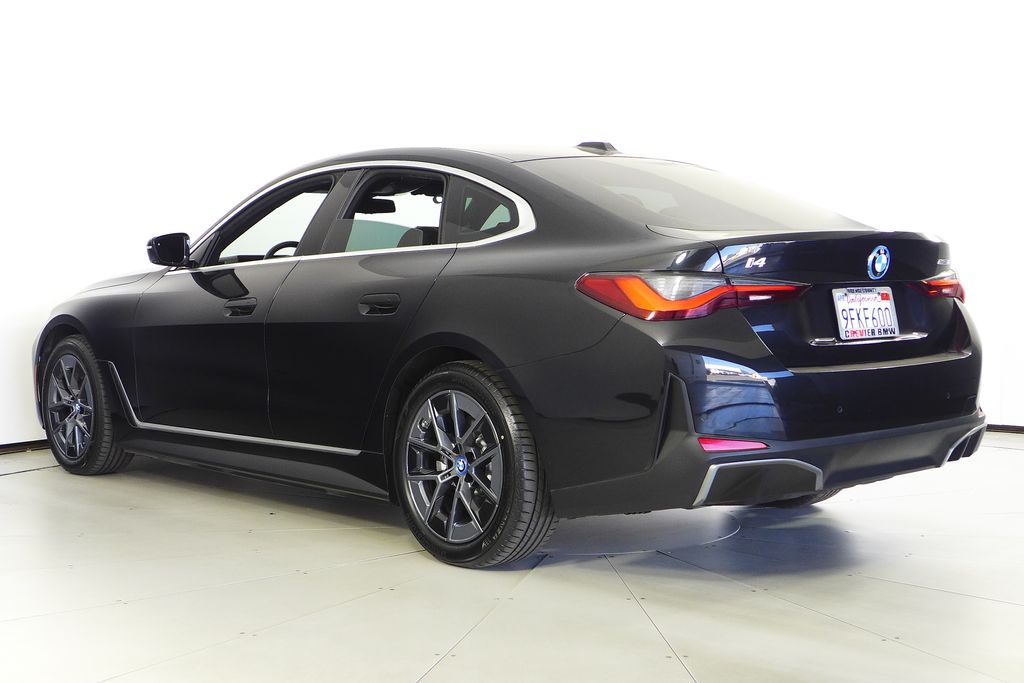 Thumbnail: 2023 BMW i4 - 9