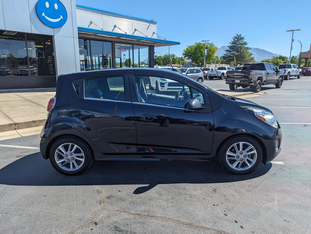 2016 Chevrolet Spark EV 2LT 2