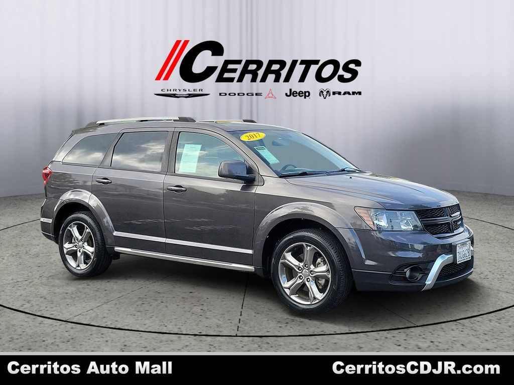 Gray (Granite Crystal Metallic Clearcoat) 2017 Dodge Journey Crossroad FWD SUV / Crossover Front-Wheel Drive 6-Speed Automatic