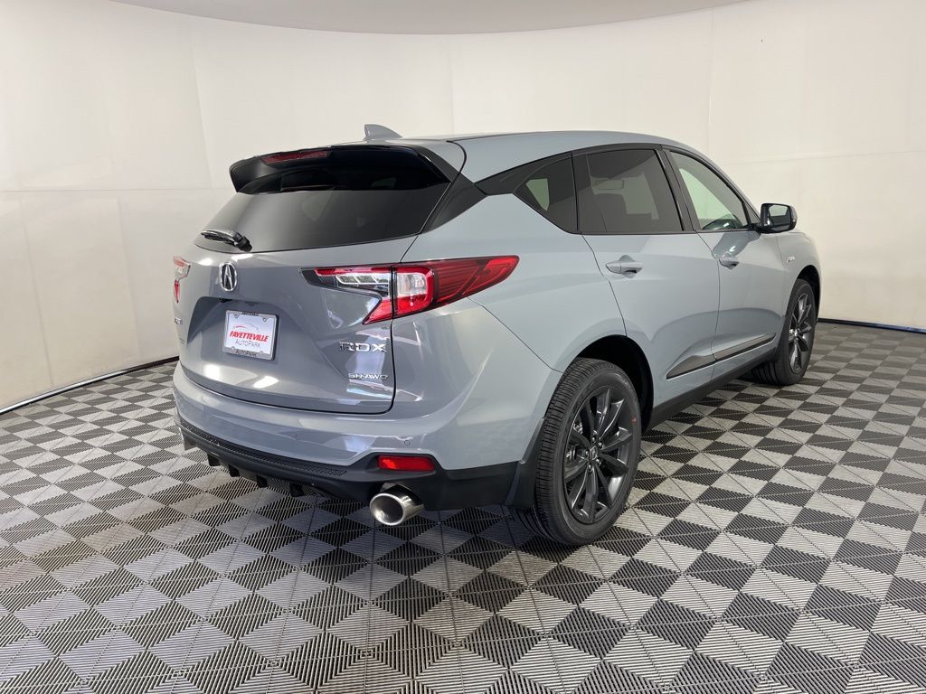 Thumbnail: 2025 Acura RDX - 5