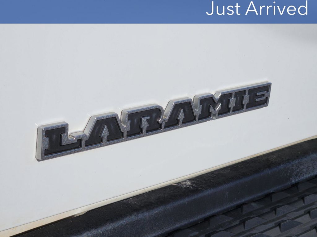 2022 Ram 3500 Laramie 13