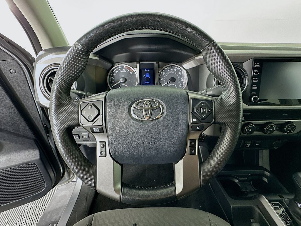 Thumbnail: 2020 Toyota Tacoma - 11