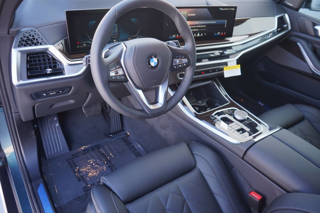 2025 BMW X5 sDrive40i 12