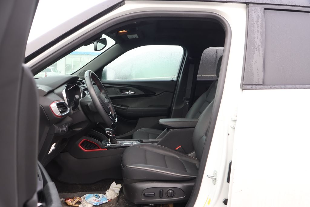 Thumbnail: 2023 Chevrolet TrailBlazer - 9