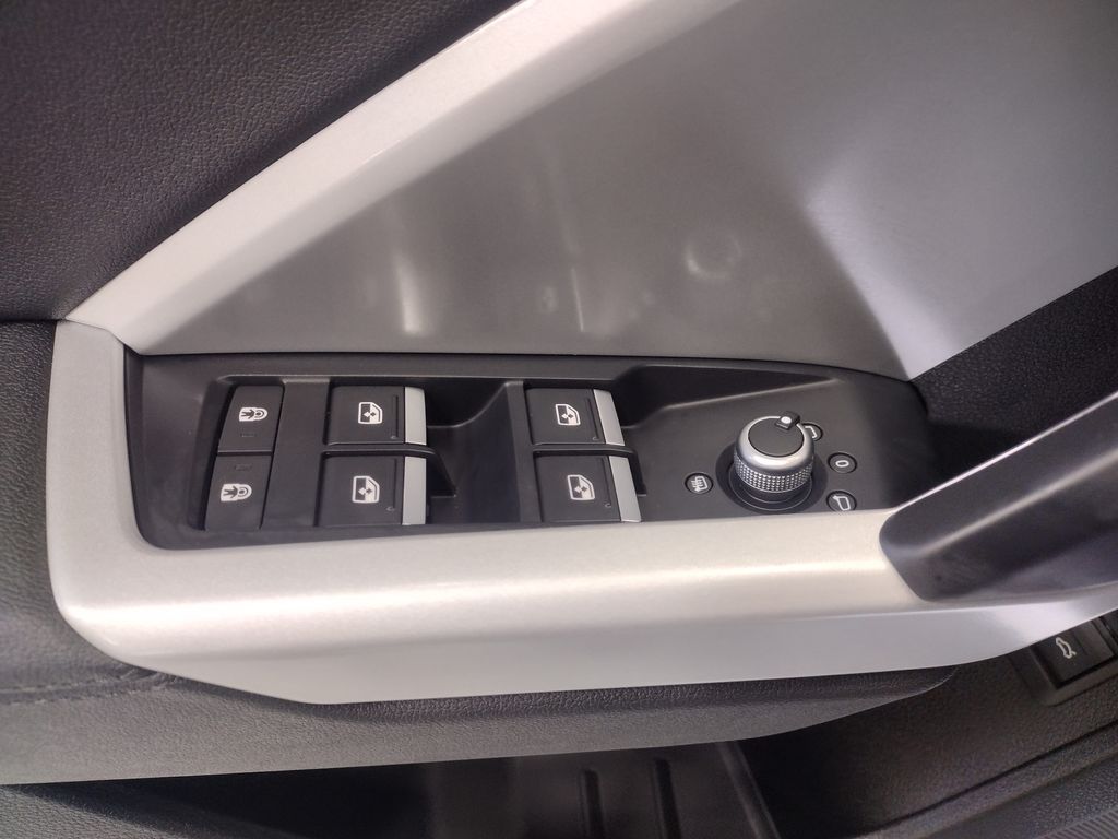 2023 Audi Q3 Premium