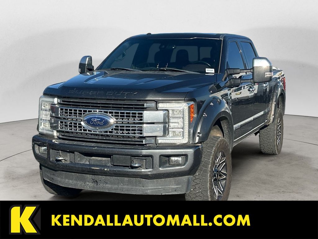 2017 Ford F-250 Super Duty Platinum Crew Cab 4WD
