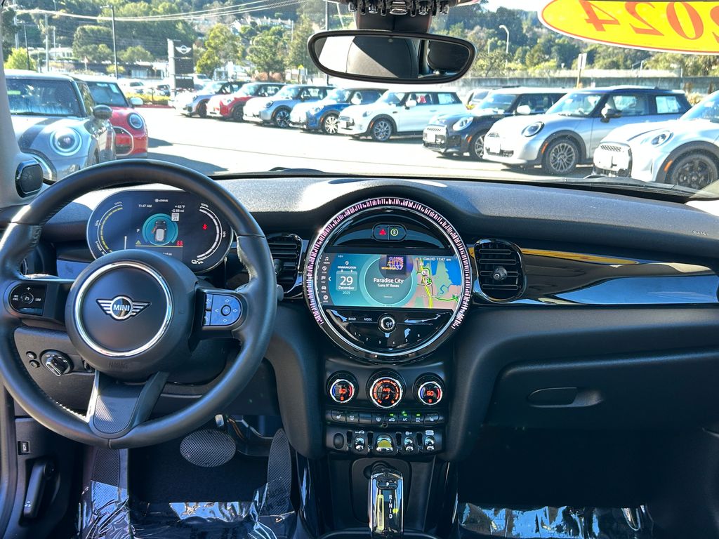 Thumbnail: 2024 MINI Cooper - 31