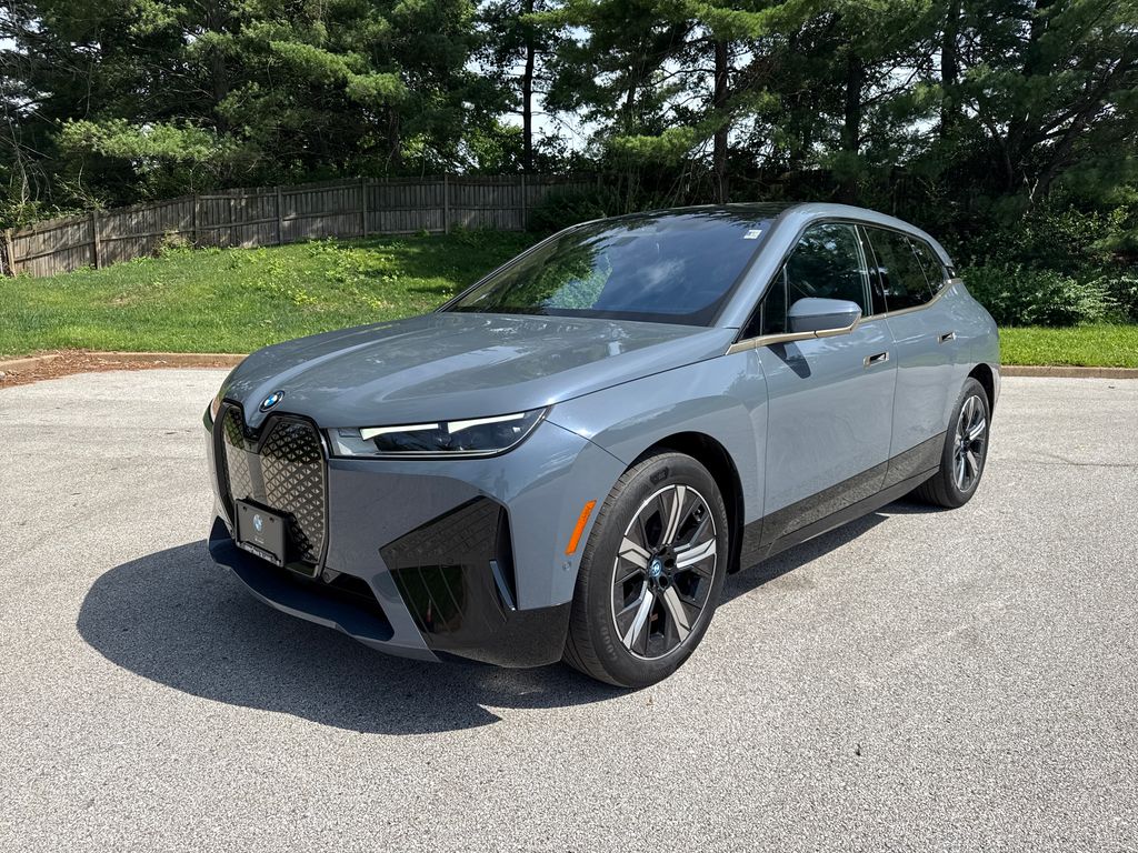 2024 BMW iX xDrive50 AWD   