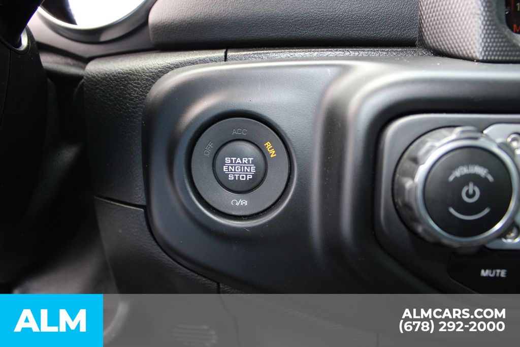 Used 2021 Gray Jeep Unlimited Sahara image 32
