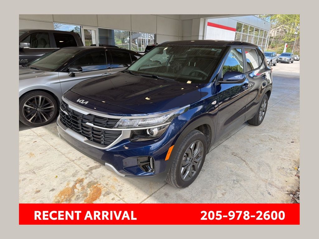 2025 Kia Seltos LX AWD