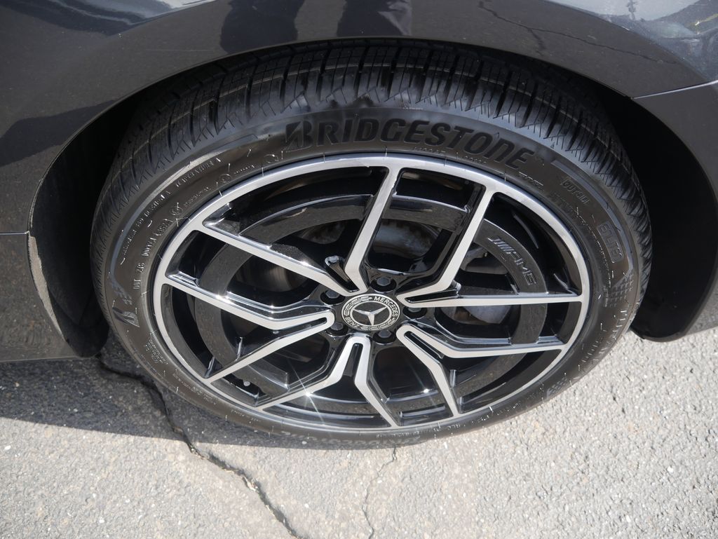 Thumbnail: 2022 Mercedes-Benz E-Class - 13