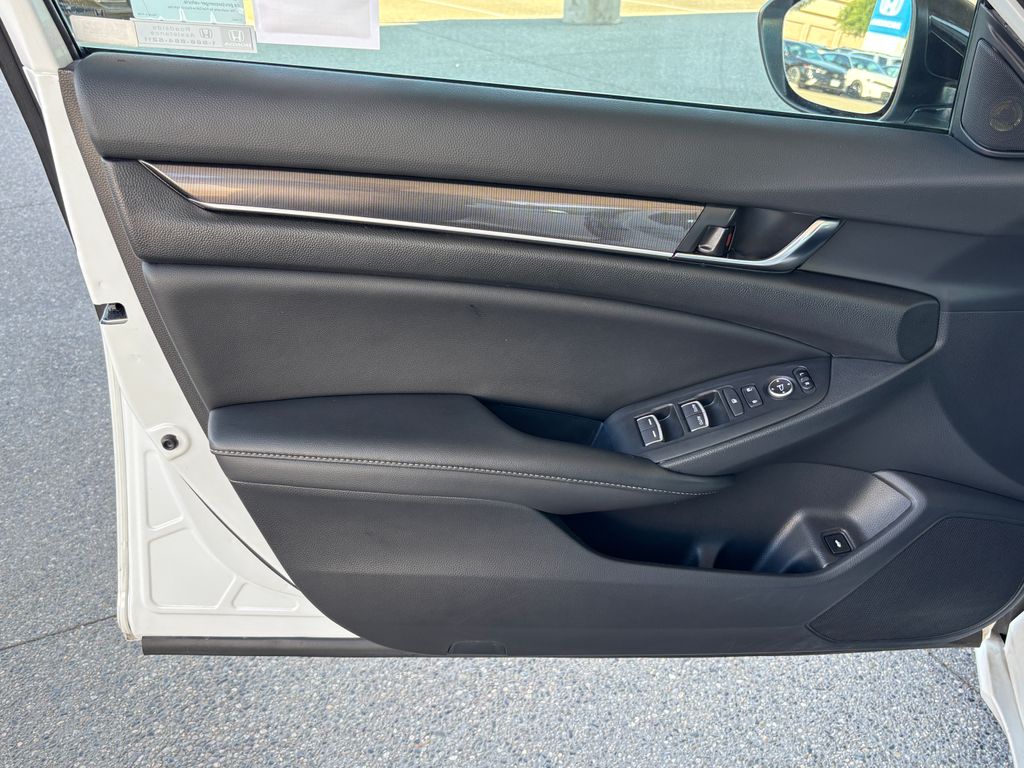 Thumbnail: 2022 Honda Accord - 25