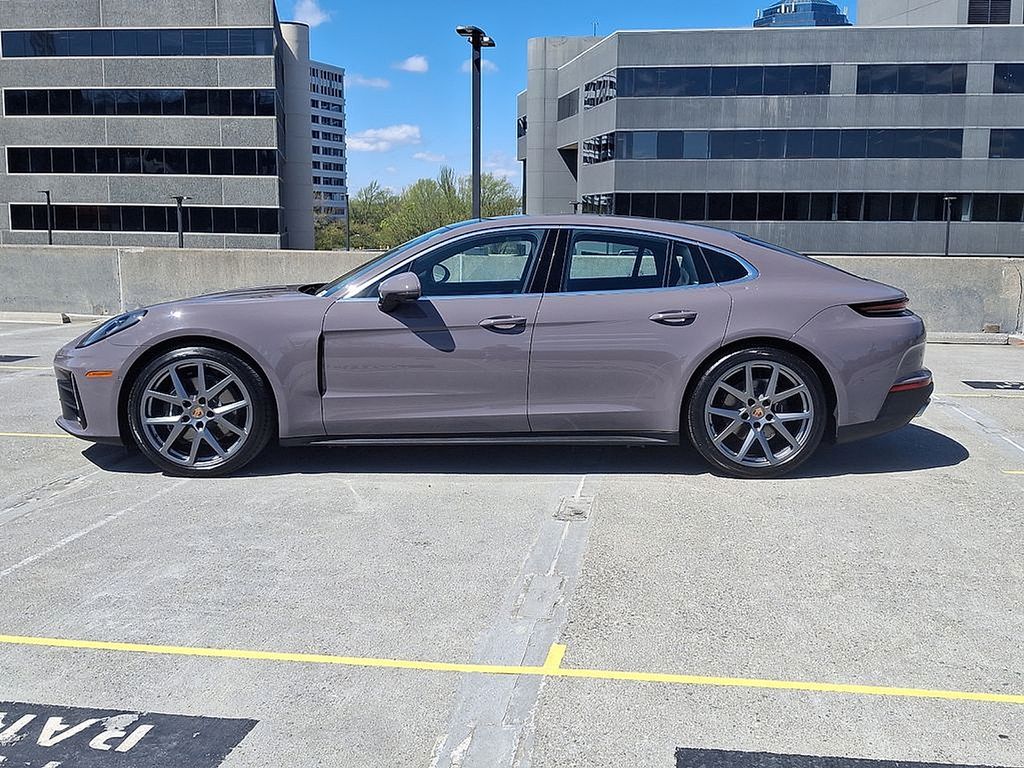 Thumbnail: 2025 Porsche Panamera - 2