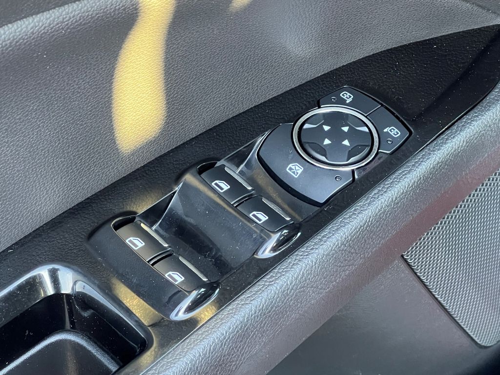 2013 Ford Fusion Hybrid SE