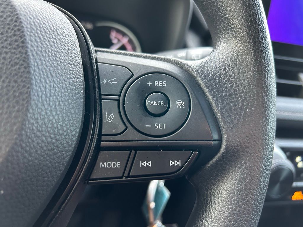 Thumbnail: 2023 Toyota RAV4 - 18