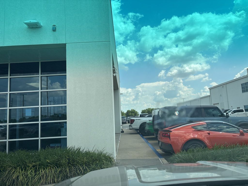 2017 Ford Explorer XLT Gold at Autostrade