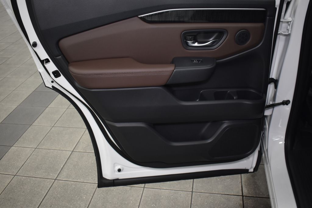 2025 Honda Pilot Elite 23