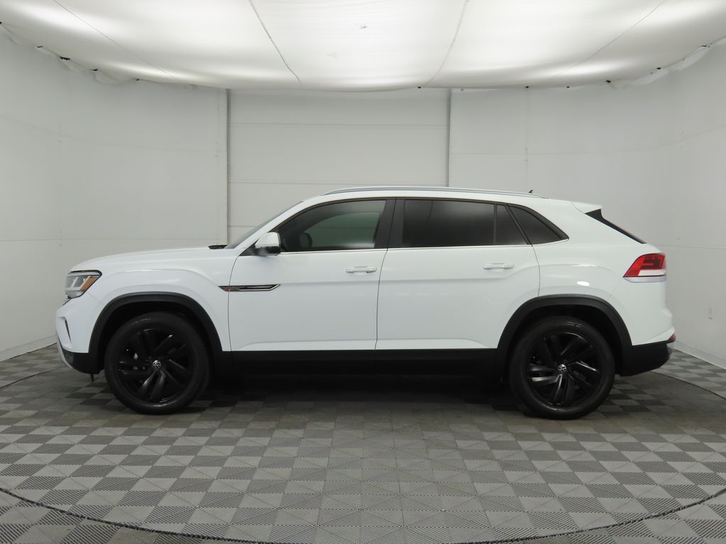 2022 Volkswagen Atlas SE 8