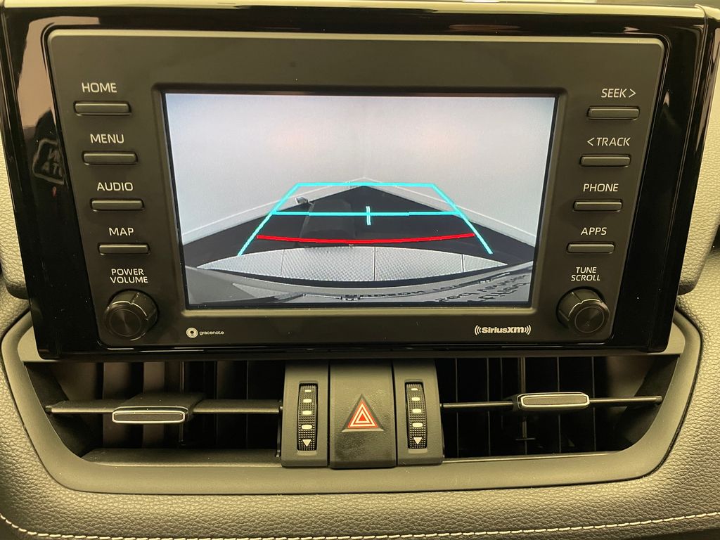 2021 Toyota RAV4 XLE Premium 26