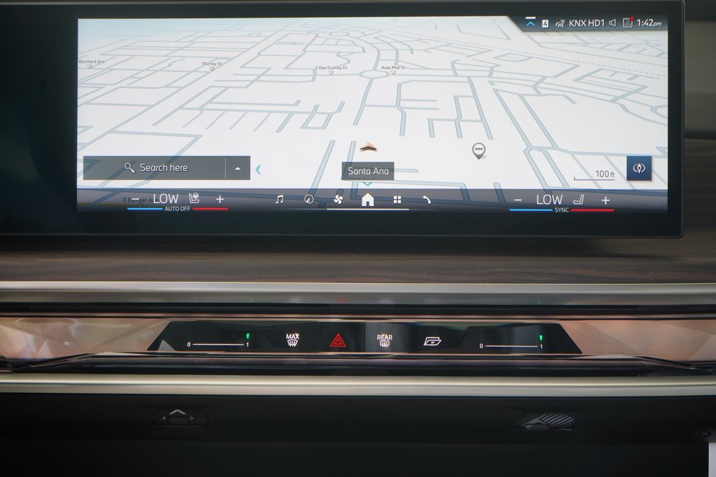 2025 BMW 7 Series 760i xDrive 15