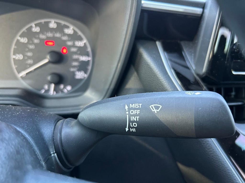 2024 Toyota Corolla LE 24