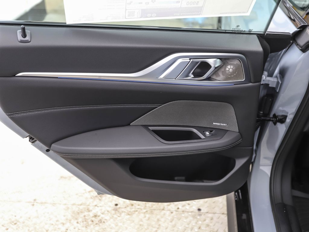 Thumbnail: 2026 BMW i4 - 20