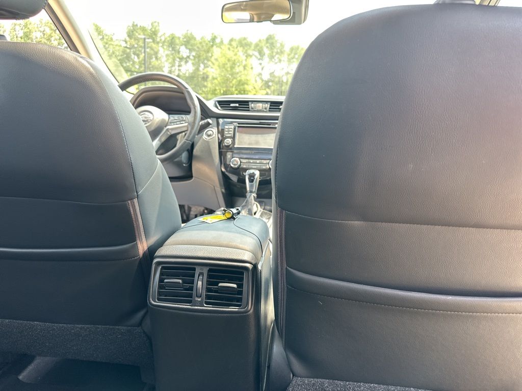 2017 Gun Metallic Nissan Rogue Sport SL FWD SUV