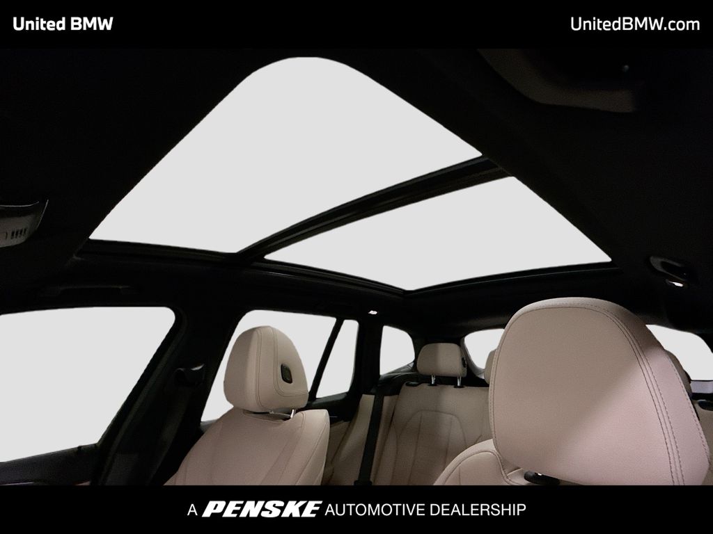 Thumbnail: 2021 BMW X3 - 12