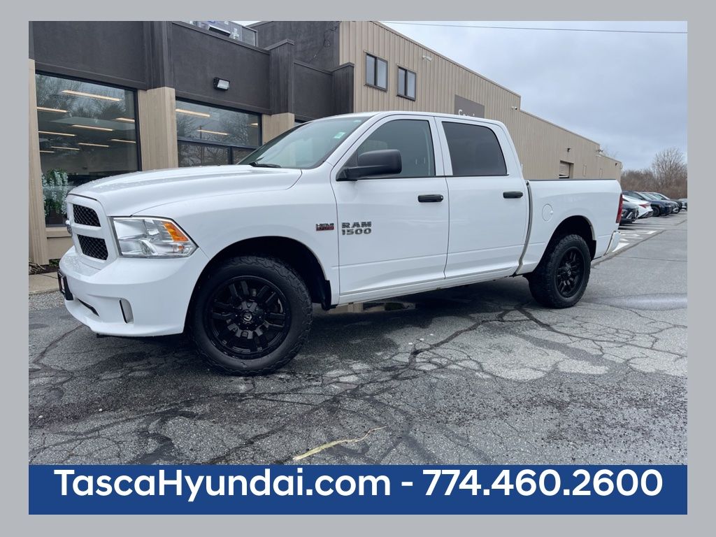 Bright White Clearcoat 2017 RAM 1500 Express Crew Cab 4WD Pickup Truck Four-Wheel Drive 8-Speed Automatic