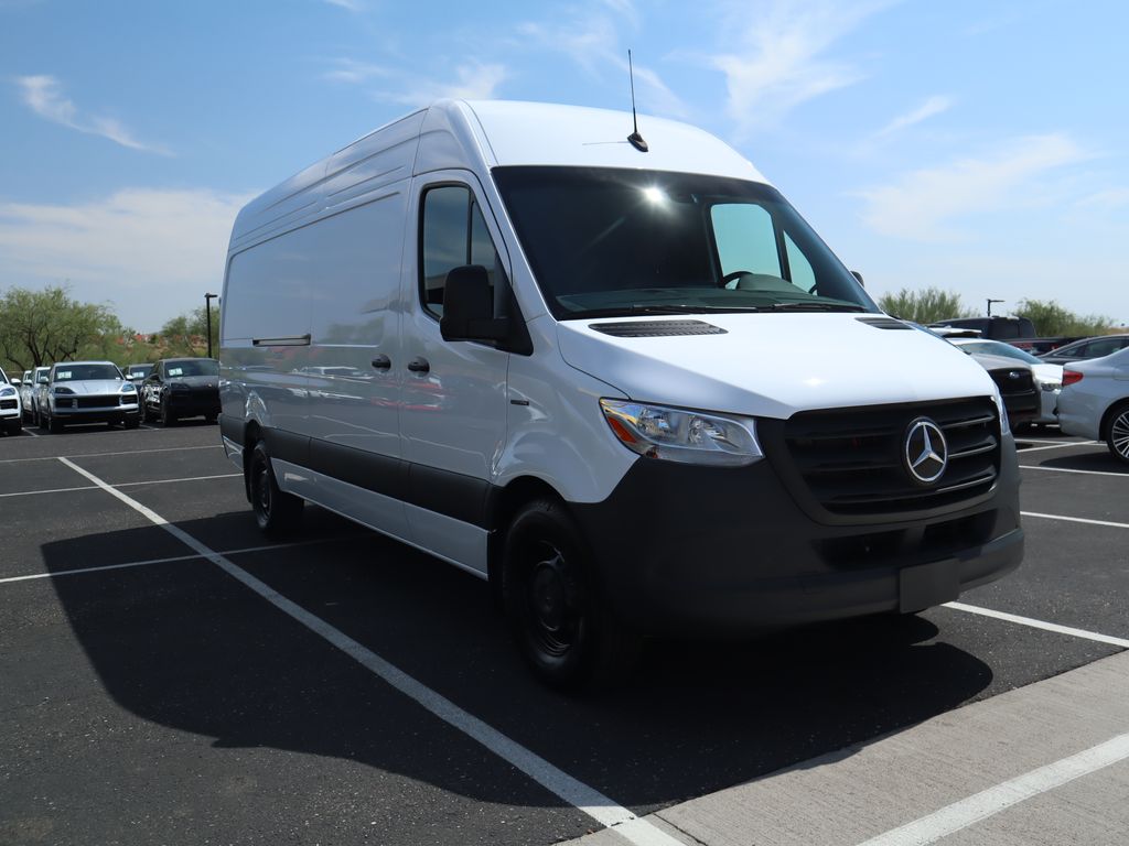 2024 Mercedes-Benz Sprinter 2500 3