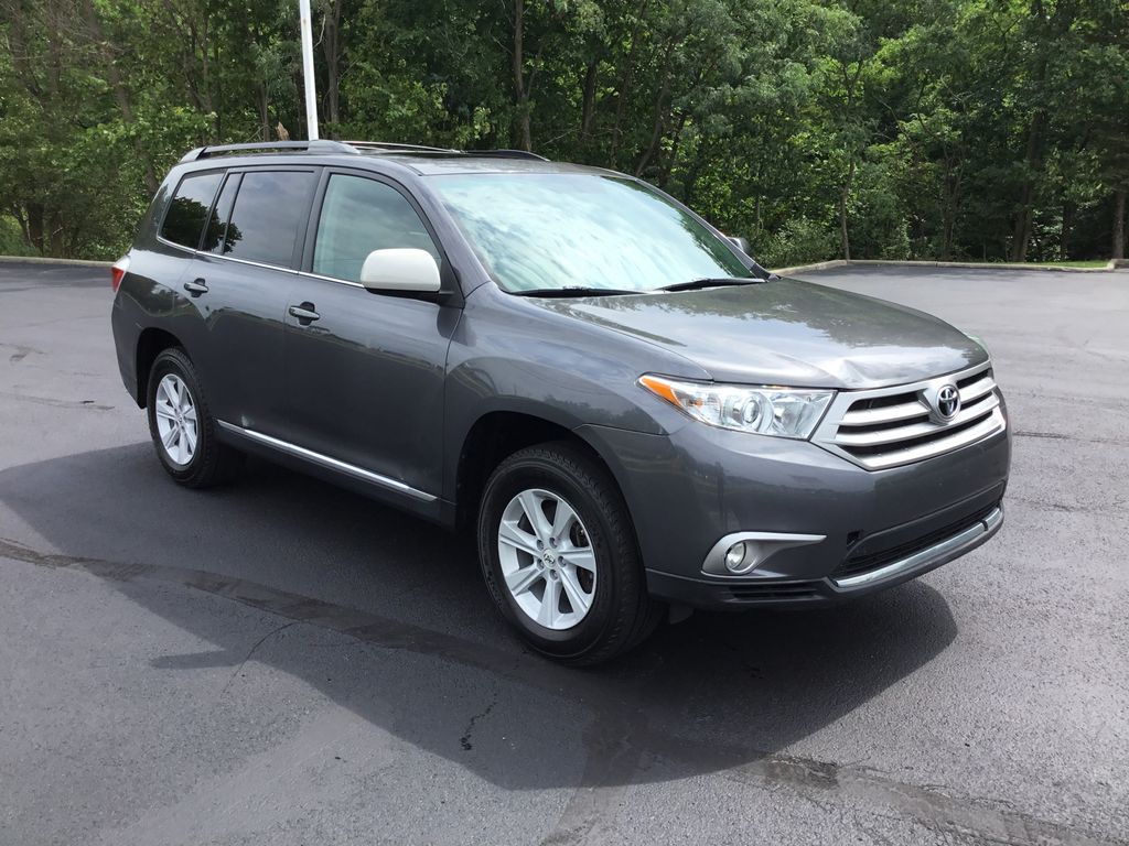 Thumbnail: 2013 Toyota Highlander - 7