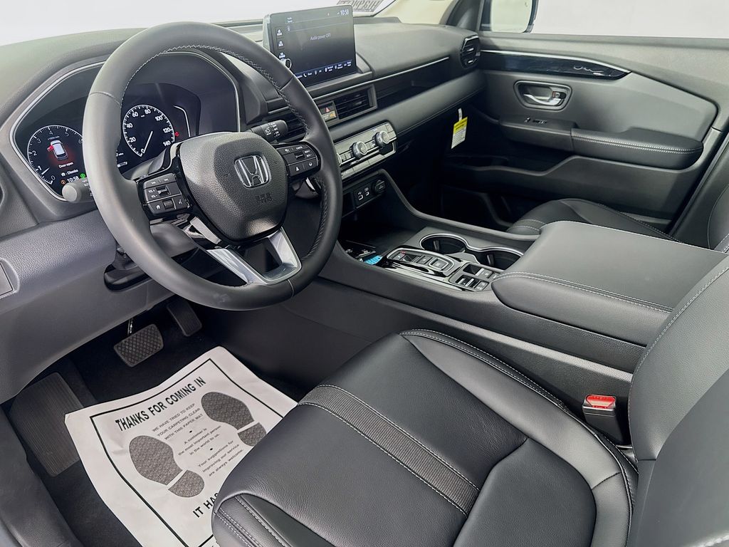 New Car 2025 Honda Pilot  Touring For Sale Under $50,000 In Austin, Texas