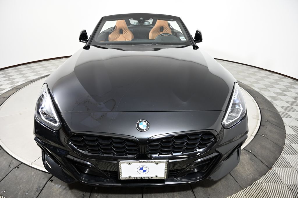 Thumbnail: 2024 BMW Z4 - 16