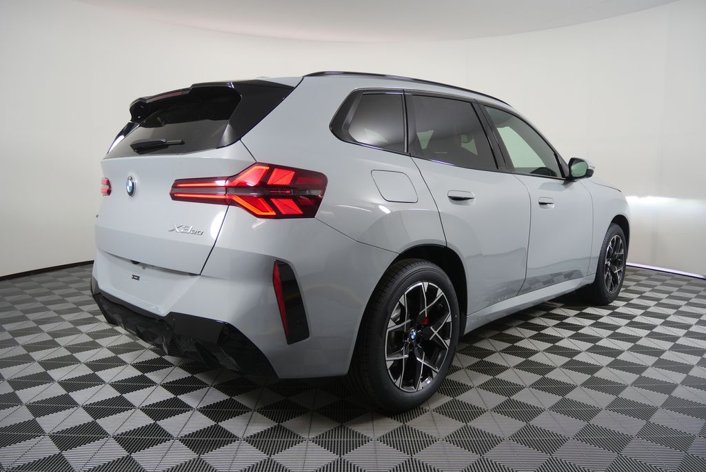 Thumbnail: 2026 BMW X3 - 3