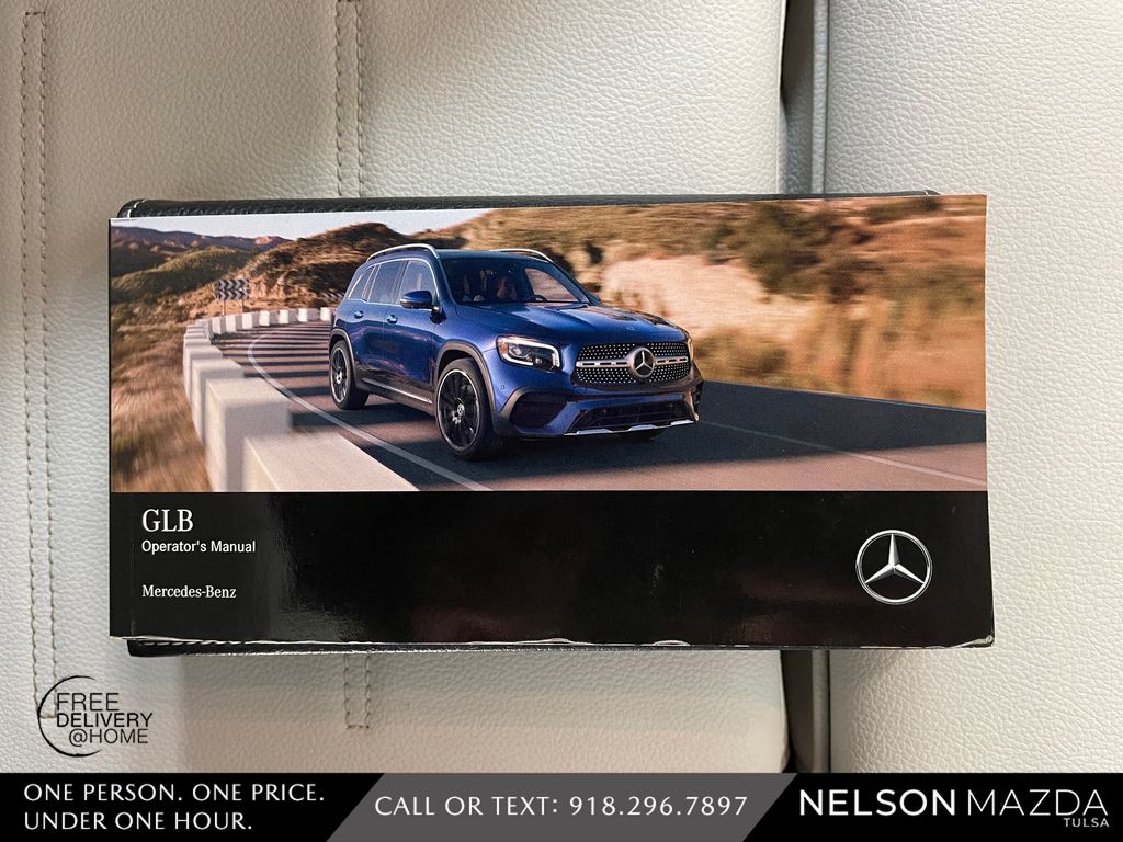 Used 2021 Blue Mercedes-Benz GLB 250 image 50