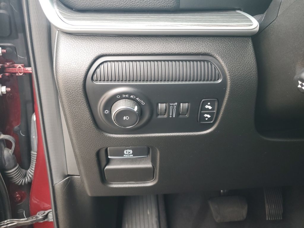 Used Car 2023 Jeep Wagoneer  Series Iii For Sale Under $50,000 In Austin, Texas