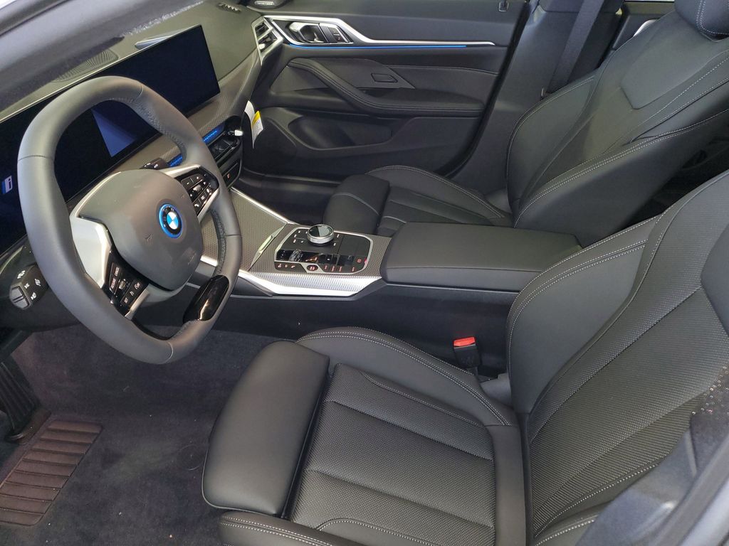 New 2026 Black BMW eDrive40 image 15