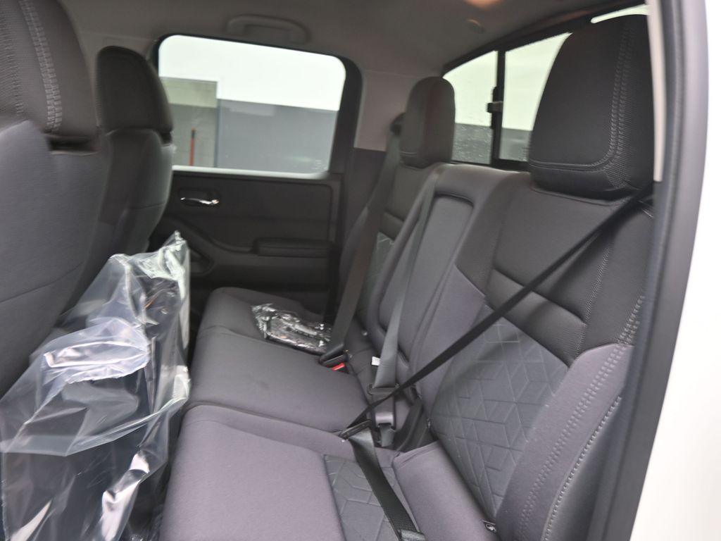 2026 Nissan Frontier SV - Photo 14