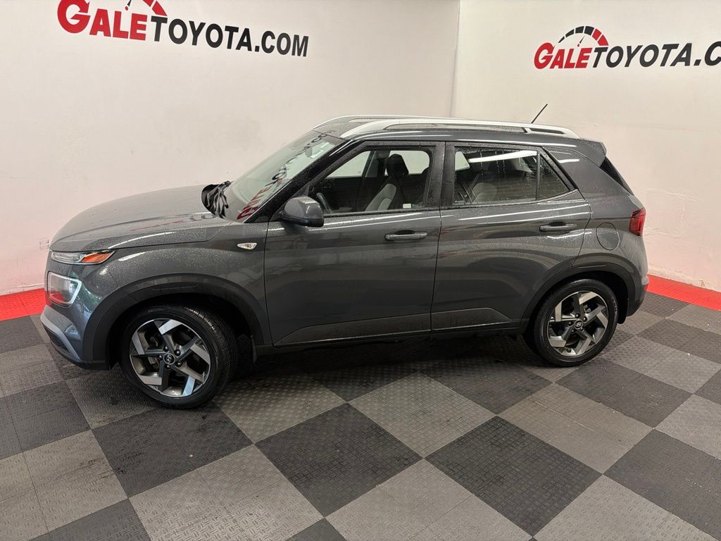 Used 2023 Hyundai Venue SUV