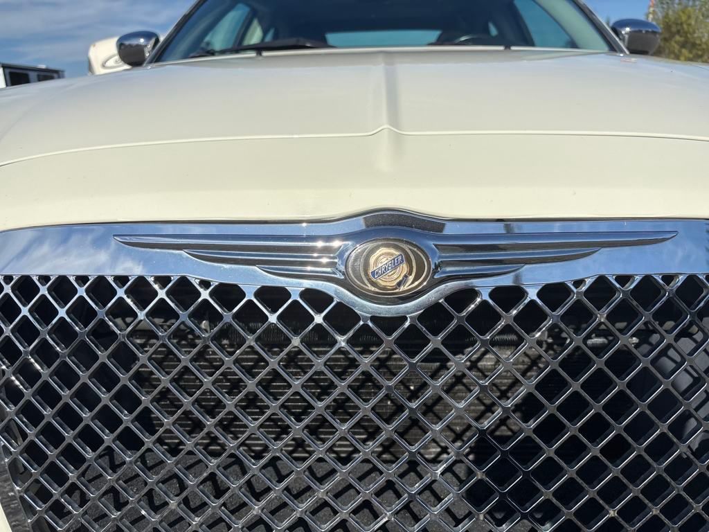 2008 Cool Vanilla Clearcoat Chrysler 300 Dub Edition RWD Sedan