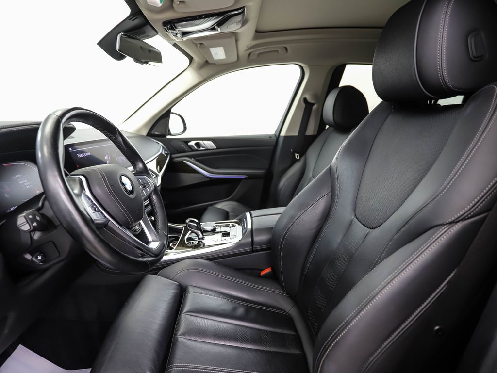 Thumbnail: 2020 BMW X7 - 11