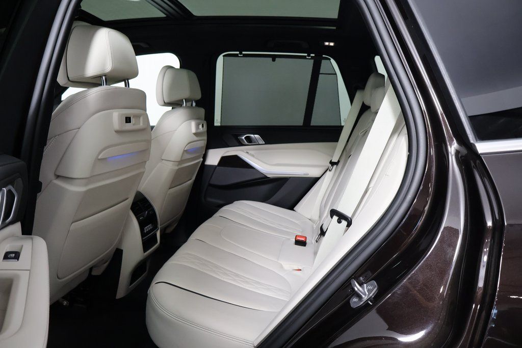 2023 BMW X5 xDrive45e 11