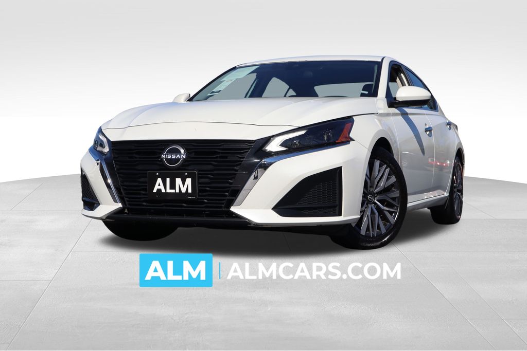 2023 Nissan Altima SV