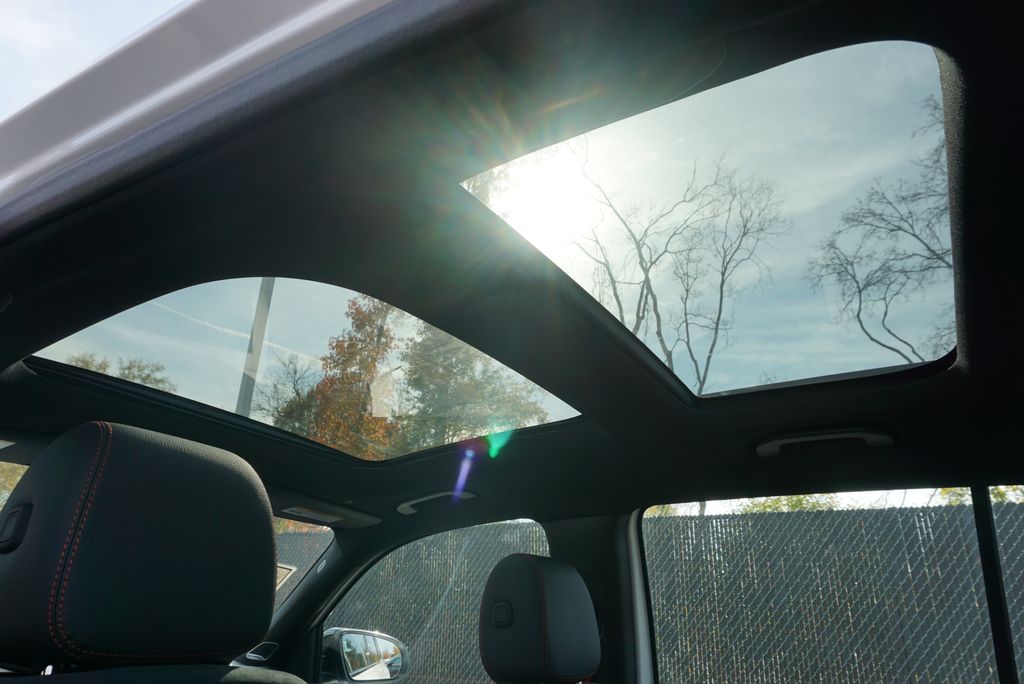 Thumbnail: 2026 Mercedes-Benz GLB - 16