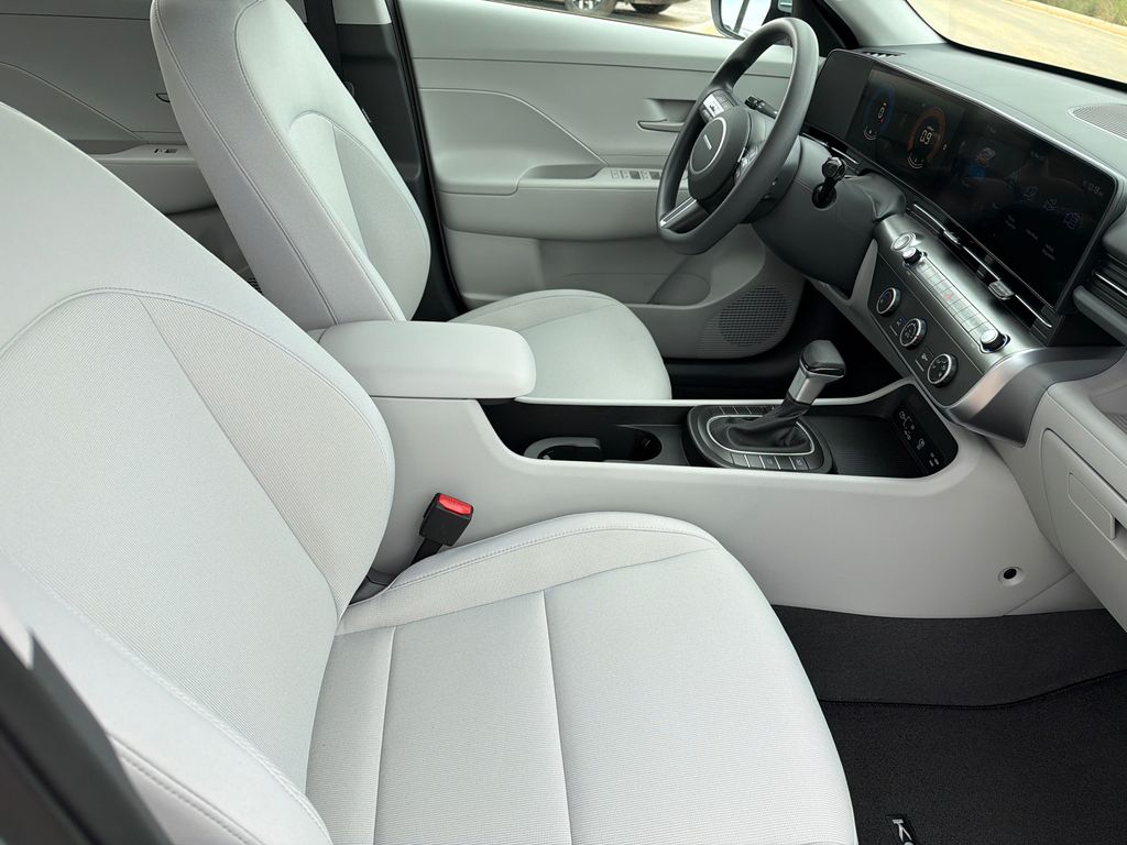 New 2026 Green Hyundai SE image 14