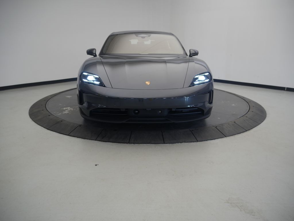 Thumbnail: 2026 Porsche Taycan - 10