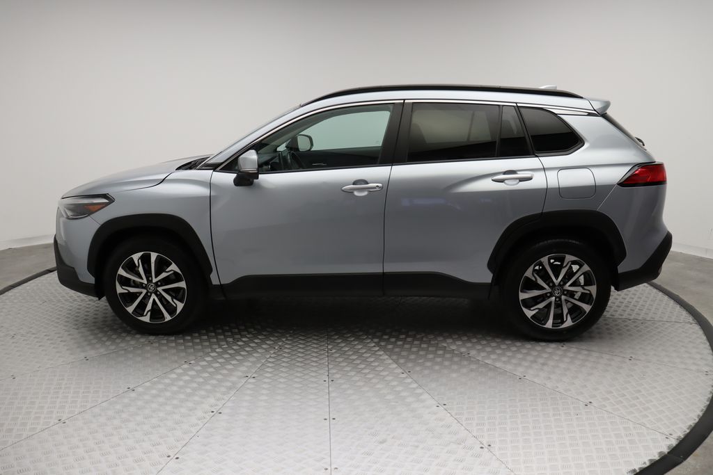 Thumbnail: 2024 Toyota Corolla Cross - 9