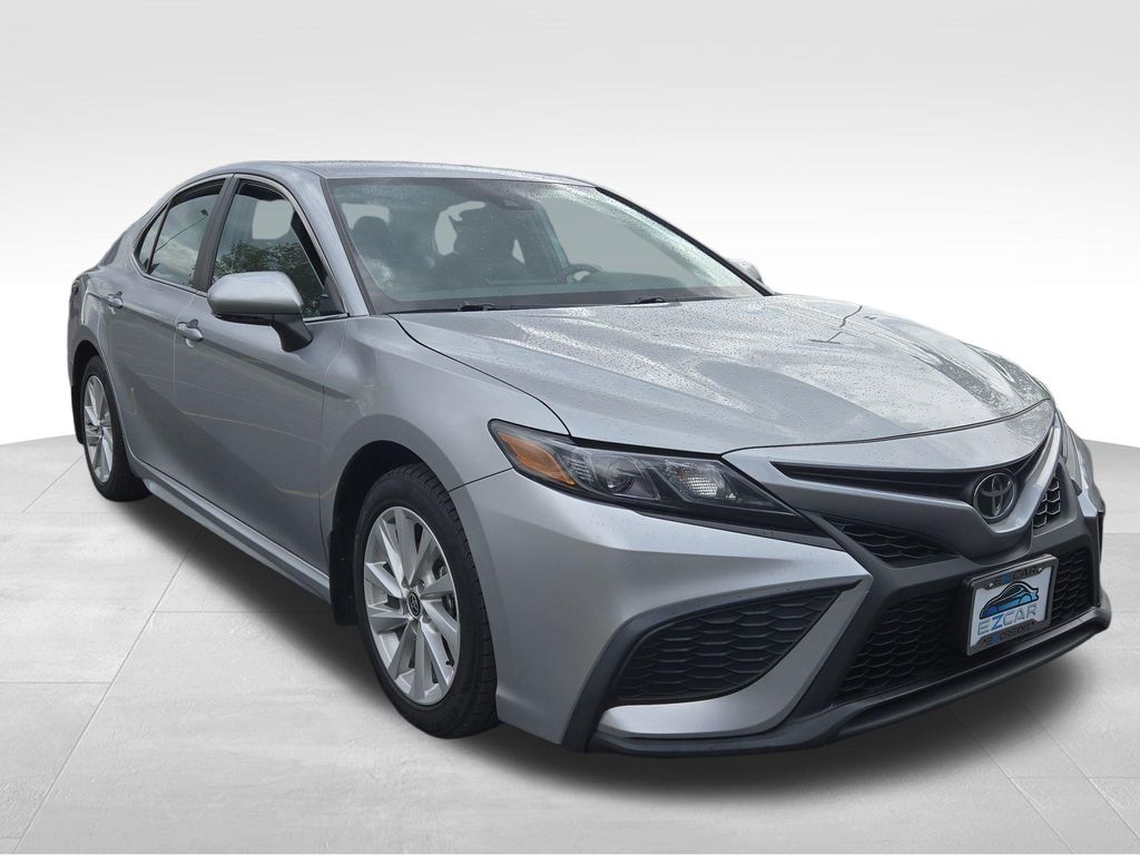 2024 Toyota Camry Sedan Front-Wheel Drive 8-Speed Automatic